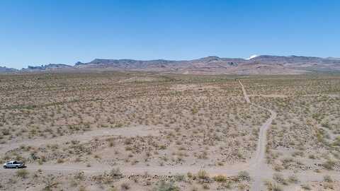 Greer Road, Golden Valley, AZ 86413