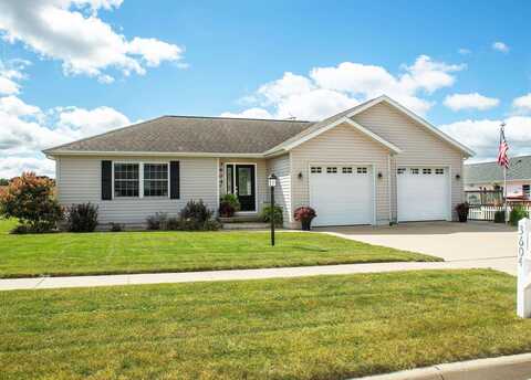 3604 Monaghan Dr, Waverly, IA 50677