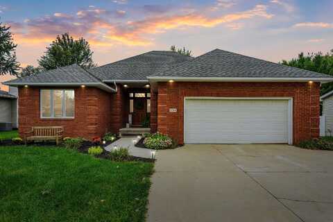 534 3 RD, Jesup, IA 50648