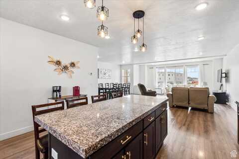 5286 N FOLKSTONE N, Eagle Mountain, UT 84005