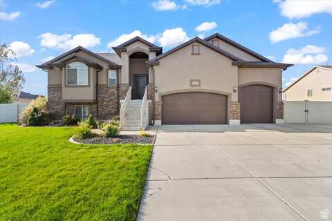2581 W 2825 N, Farr West, UT 84404