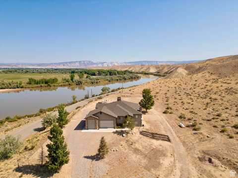 9235 S REDWASH, Jensen, UT 84035