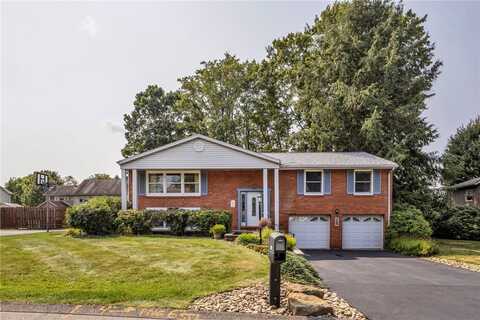 607 Westland Dr, Hempfield Twp, PA 15601