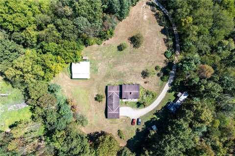 466 Walker Dr, Centertown, PA 15701