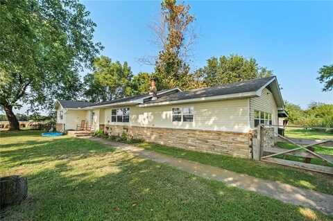 13702 Highway 59, Summers, AR 72769