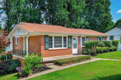 8 Glen Haven Court, Greenville, SC 29611