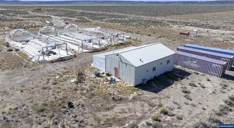 31868 Highway 20, Christmas Valley, OR 97758