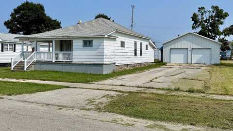115 S D Street, Cheboygan, MI 49721