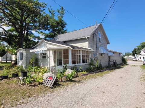 1089 Dettloff Street, Rogers City, MI 49779