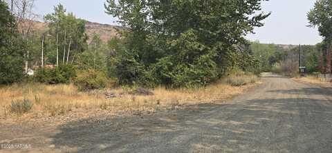 Nka N Tampico Pky, Yakima, WA 98903