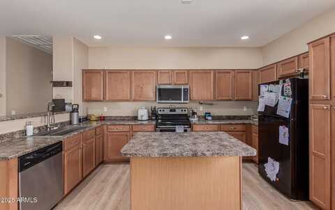 20910 E SONOQUI Drive, Queen Creek, AZ 85142