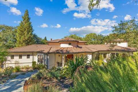 913 Turnberry Court, Windsor, CA 95492