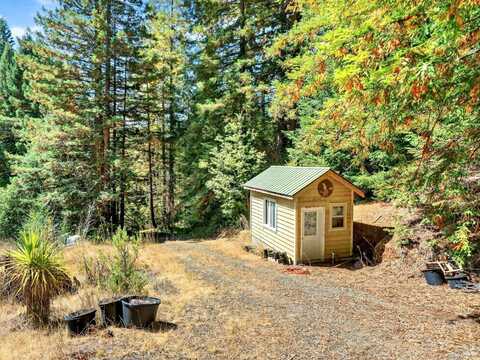 18750 Appian Way, Navarro, CA 95463