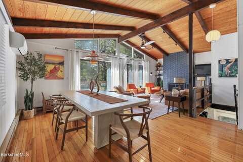 60 Wood Duck Rd, Lee, MA 01238