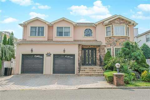 27 Honey Lane, Tottenville, NY 10307
