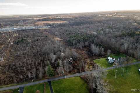 8790 Van Hoesen Road, Clay, NY 13041