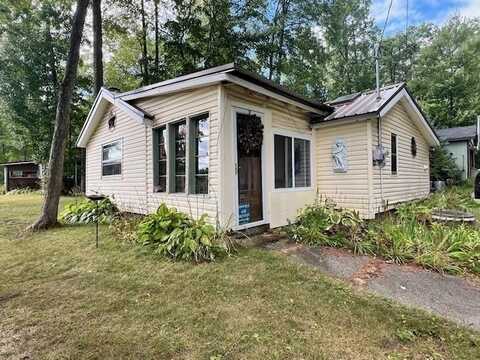 3275 & 3285 Forest, Harrison, MI 48625