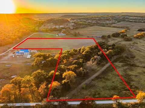 326 N Lehne Lane, Fredericksburg, TX 78624