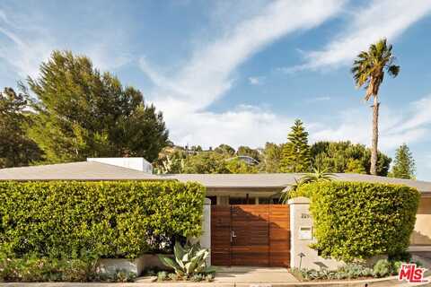 2246 Chelan Pl, Los Angeles, CA 90068