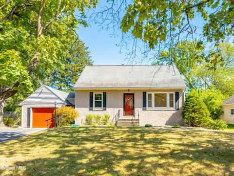 13 Swayze Drive, Colonie, NY 12110