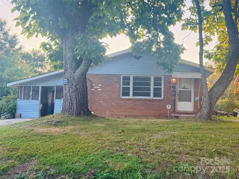 401 Glenwood Avenue, Lancaster, SC 29720