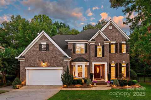 10421 Sundance Court, Charlotte, NC 28277