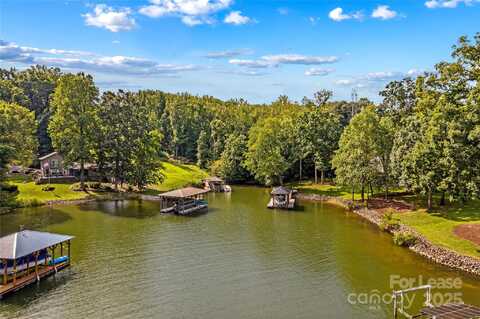 173 Waddell Road, Mooresville, NC 28117