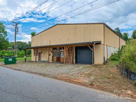 39 Brookside Circle, Candler, NC 28715