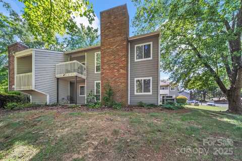 3147 Heathstead Place, Charlotte, NC 28210