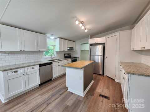 1225 Bostwood Lane, Concord, NC 28025