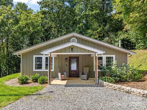800 Kitchens Branch Road, Sylva, NC 28779