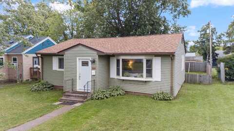 816 12th Ave, Two Harbors, MN 55616