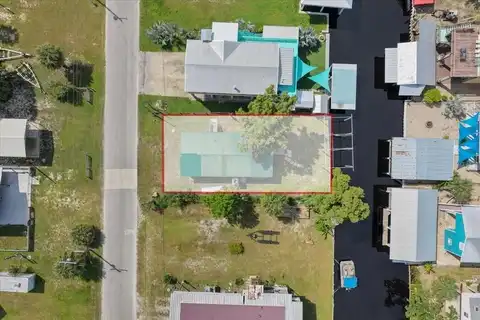 144 228th St, Suwannee, FL 32680