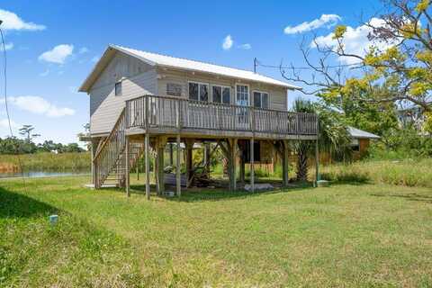 314 205th St, Suwannee, FL 32692