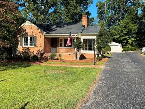 104 OAKHAVEN DR, Danville, VA 24541