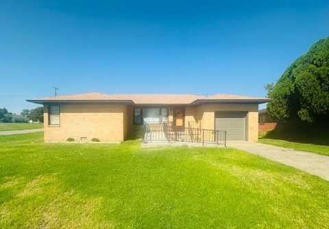 203 N Ellis St N Ellis, Shattuck, OK 73858