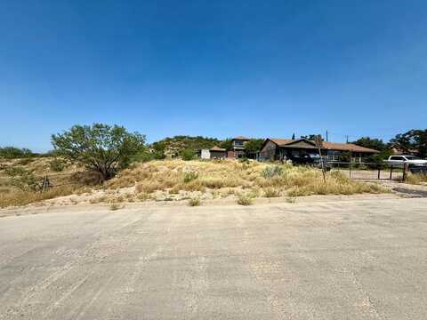 2029 Vista Bonita Dr., Eagle Pass, TX 78852