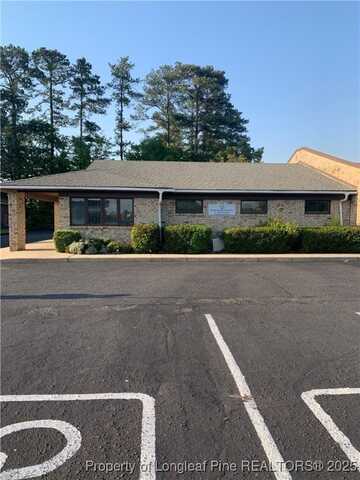 526 Sandhurst Drive, Fayetteville, NC 28304