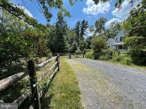 1 CARSON ROAD, PRINCETON, NJ 08540