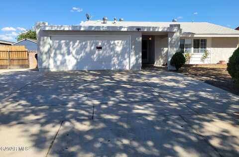 37944 E 29th Street East Street, Palmdale, CA 93550