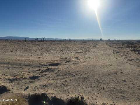 30 E Avenue G, Lancaster, CA 93535