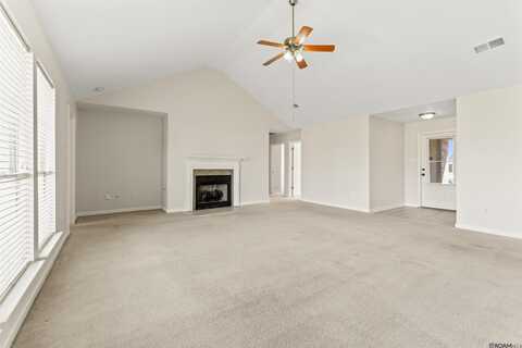 40406 Fitzgerald Dr, Darrow, LA 70725