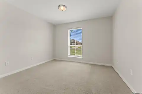40406 Fitzgerald Dr, Darrow, LA 70725