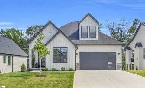 104 Winding Rock Road, Simpsonville, SC 29680