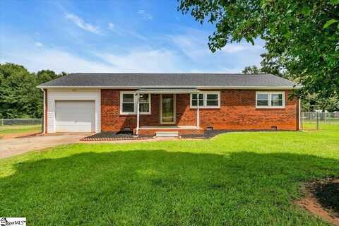 220 Oak Street, Chesnee, SC 29323