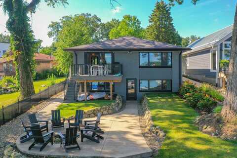 23876 S Shore Drive, Edwardsburg, MI 49112