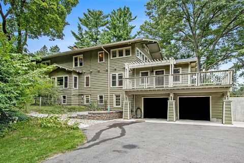 2340 Springhill Drive, Kalamazoo, MI 49008
