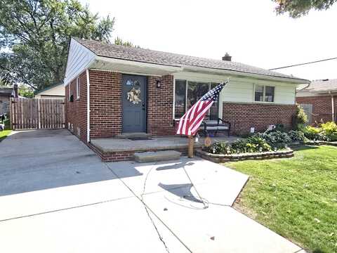 32020 Thorncrest Street, Saint Clair Shores, MI 48082