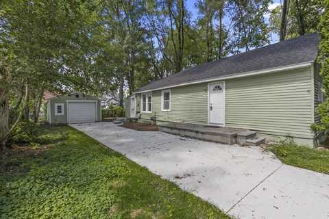 20071 Lexington, Redford, MI 48240