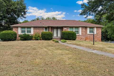 2521 E Edgewood Street, Springfield, MO 65804